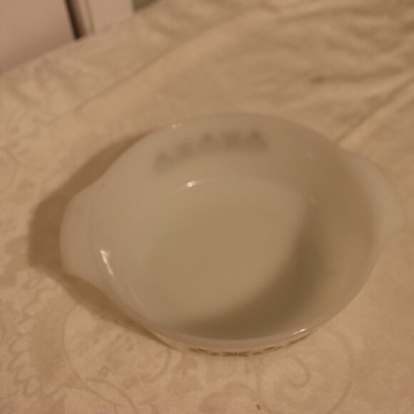 Vintage Fire King Anchor Hocking 1 1/2 quart baking dish. 437 meadow green. - Picture 2 of 7